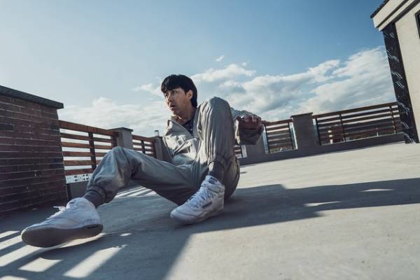 絶体絶命の危機に陥った個性派キャラを紹介『奈落のマイホーム』特別映像