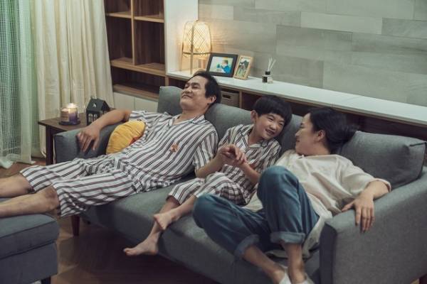 絶体絶命の危機に陥った個性派キャラを紹介『奈落のマイホーム』特別映像