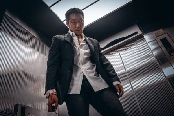 『犯罪都市』抜群の外道を演じたソン・ソック「アクションとスリルを楽しんで」コメント映像