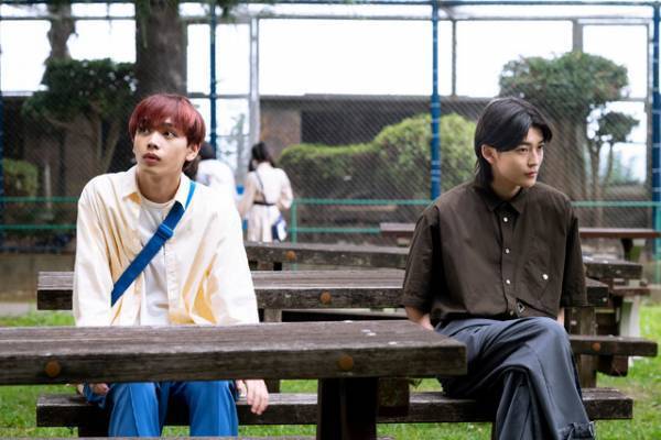 「君の花になる」4話 高橋文哉“弾”、本田翼“あす花”との仲直りハグに「不器用なハグ最高」「ハグ要求可愛い」の声上がる