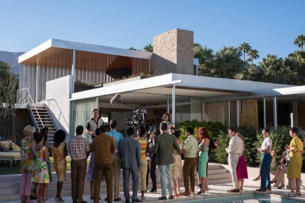 贅沢な生活の代償は？『ドント・ウォーリー・ダーリン』インタビュー＆メイキング入り特別映像