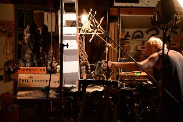 「アイデアは夢の中から」レジェンドによる驚異の制作過程『マッドゴッド』メイキング映像＆写真解禁