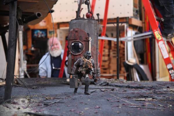 「アイデアは夢の中から」レジェンドによる驚異の制作過程『マッドゴッド』メイキング映像＆写真解禁