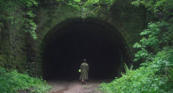 謎の人影が迫る…禁断の狂夢がここから始まる『MEN』本編映像