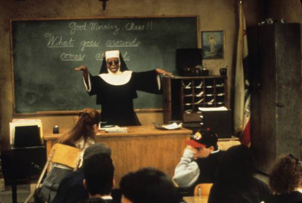 12月の金ローはクリスマス・シーズンの人気作を放送　『天使にラブ・ソングを』『グレムリン』など