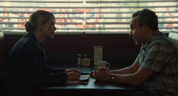 ディラン・ペン、父ショーン・ペンとの共演は「驚くほど支えられている感じ」『フラッグ・デイ』新場面写真