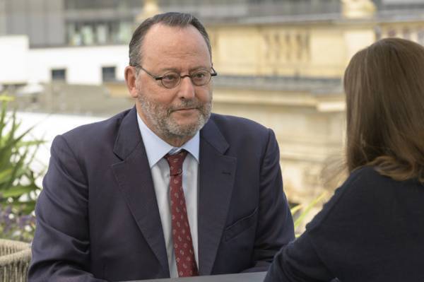 ジャン・レノ主演「伝えたかった、アイラブユー」配信決定　アンドロイドになった父と娘が旅する予告映像