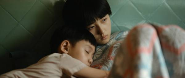 姉弟の迫真の名演技が胸を締め付ける…『シスター 夏のわかれ道』本編映像