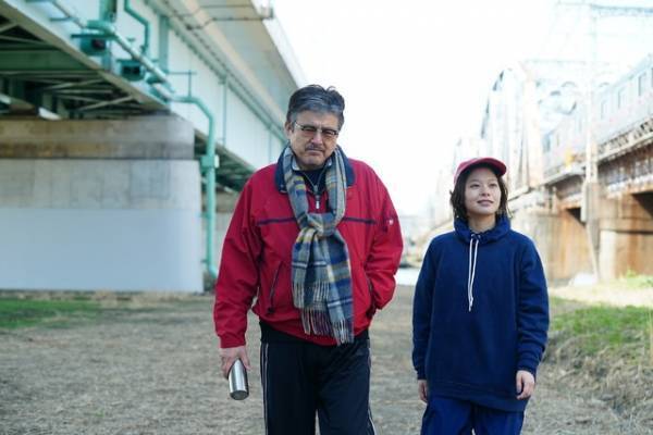 岸井ゆきの×三浦友和の“相棒感”漂う場面写真『ケイコ 目を澄ませて』