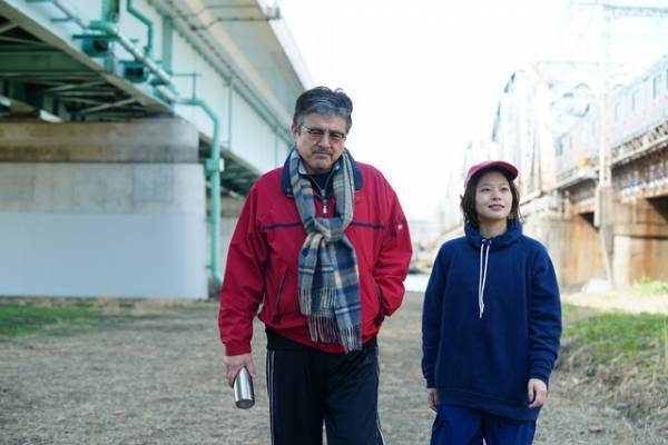 岸井ゆきの×三浦友和の“相棒感”漂う場面写真『ケイコ 目を澄ませて』