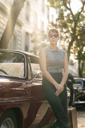 “ディオールのモデル”役に抜擢！アルバ・バチスタに注目『ミセス・ハリス、パリへ行く』