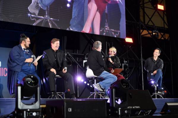 【東京コミコン2022・DAY1】3年ぶりリアル開催！ヘイデン・クリステンセンら来日セレブゲストがオープニングに集結