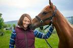 トニ・コレット、馬との絆は「本当につながってる感じ」『ドリーム・ホース』インタビュー動画