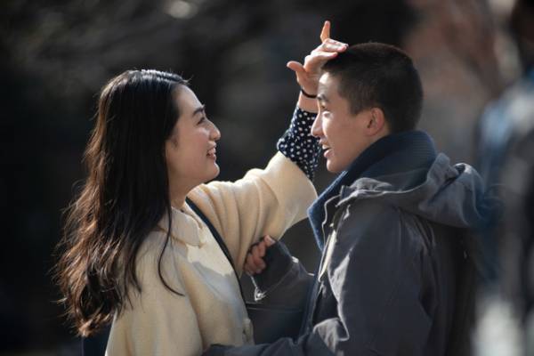 八木莉可子×木戸大聖「First Love 初恋」満島ひかり&佐藤健も絶賛する2人の場面写真