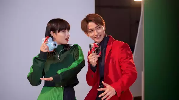 広瀬すず＆横浜流星、クリスマス自撮りを楽しむ新CM解禁