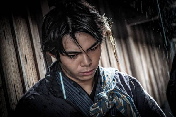 「ファーストペンギン！」の新進俳優・上村侑、主演映画『近江商人、走る！』ほか今年7作公開の大躍進