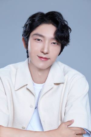 イ・ジュンギ「僕にしか演じられない」運命を感じた話題作「アゲイン・マイ・ライフ」を語る