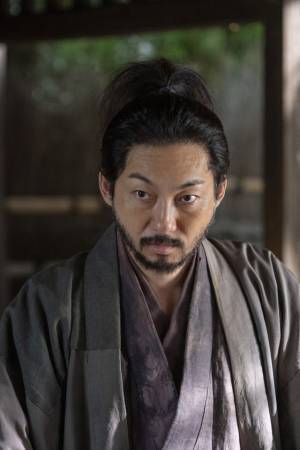 松山ケンイチ＆松本まりかの扮装写真公開　大河「どうする家康」