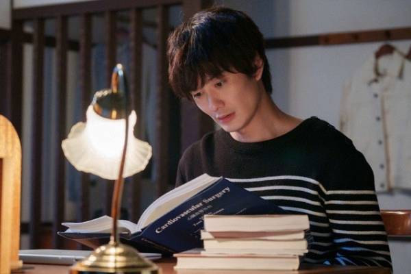 「ザ・トラベルナース」最終話、中井貴一“静”、岡田将生“歩”に渡したペンダントに「伏線回収神すぎ」と感動続出