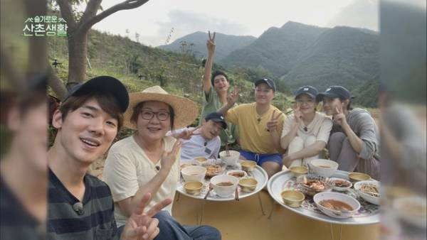 「賢い医師生活」の“医師たち”が自給自足生活「賢い山村生活」配信＆DVDリリース決定