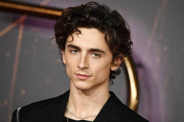 ティモシー・シャラメ、『デューン』続編の撮影完了を報告 ジェイソン・モモアが「やったね！」