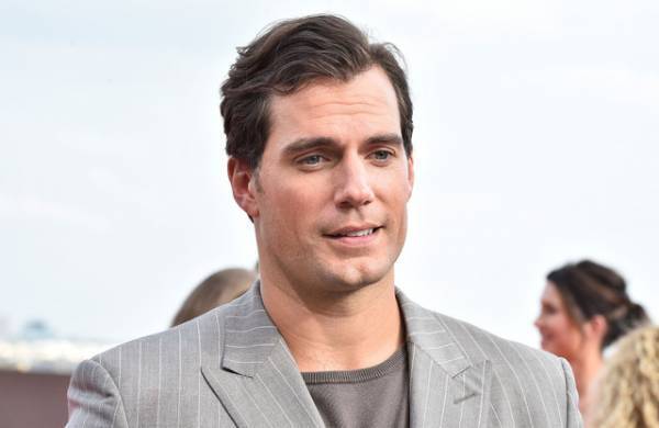 ヘンリー・カヴィル、「スーパーマン役への復帰はなくなった」ことをインスタで報告