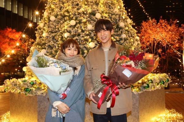 川口春奈＆目黒蓮、「silent」笑顔でクランクアップ「全力で向き合うことができた」