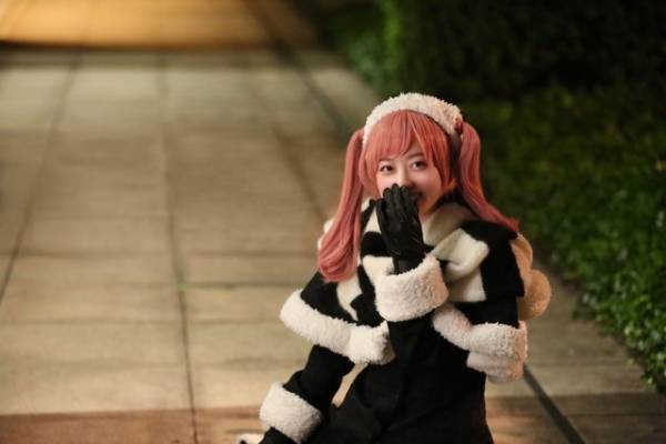 吉沢亮＆中川大志、舞台裏の仲良しオフショット『ブラックナイトパレード』