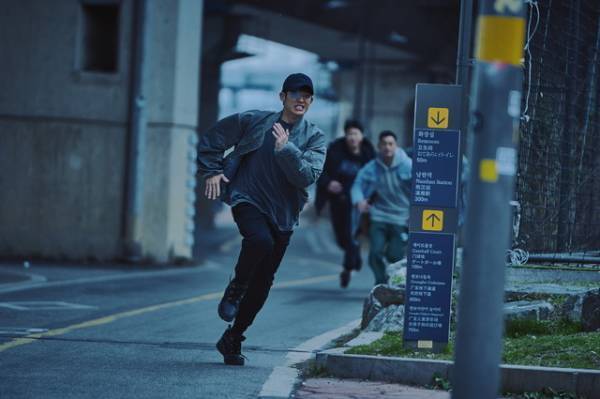 日韓合同ドラマ「コネクト」　三池崇史監督の世界観とチョン・へインのダークな演技が世界を魅了