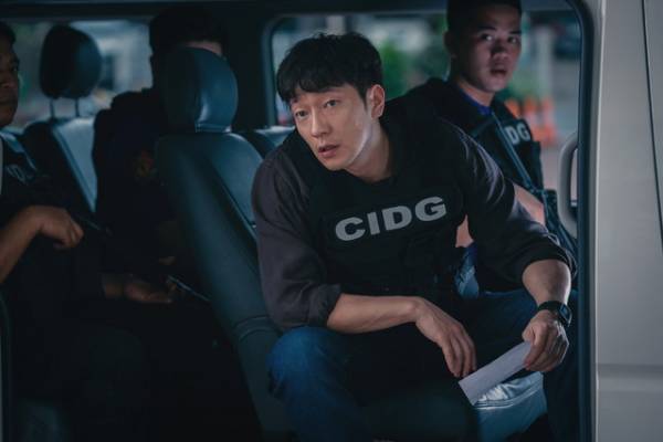 イ・ドンフィ、ソン・ソックの「韓国のジョニー・デップ」発言に動揺　「カジノ」配信開始に会見レポ到着