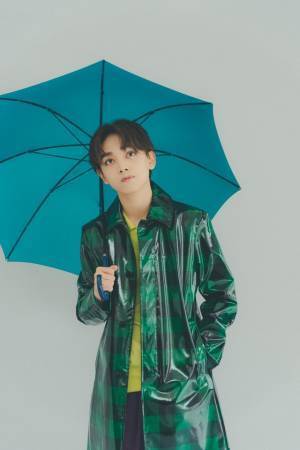 「君の花になる」「闇金サイハラさん」で躍進の宮世琉弥、2023年カレンダー発売