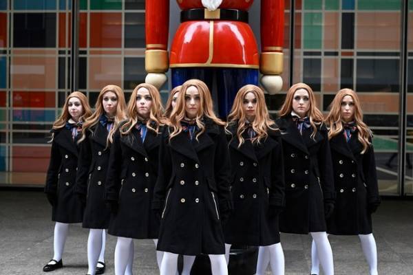 『M3GAN／ミーガン』全米大ヒットスタート！「類を見ない人形映画」批評家の絶賛相次ぐ