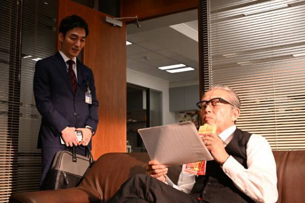 「罠の戦争」、草彅剛“戦争シリーズ”の復活に視聴者歓喜「もう一度見れるの切実に嬉しい」「ずっと待ってた」