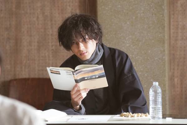 「女神の教室」第3話、前田旺志郎“桐矢”、河村花“向日葵”と前田拳太郎“水沢”の三角関係に注目集まる