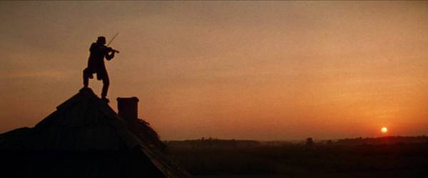 ミュージカルの金字塔、その背景に迫る『屋根の上のバイオリン弾き物語』3月公開