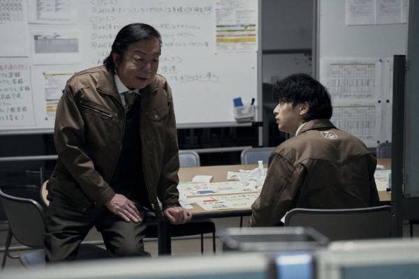 横浜流星主演『ヴィレッジ』のミステリアスな世界…場面写真公開