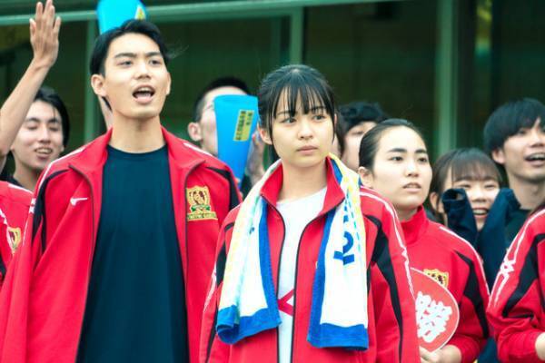 莉子が演じるキャラは“理想の親友”『なのに、千輝くんが甘すぎる。』場面カット