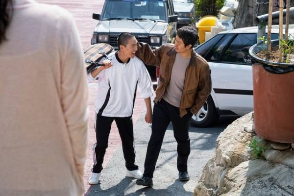 『野獣の血』で百想・新人演技賞受賞！「BTS」のMVにも出演したイ・ホンネに注目