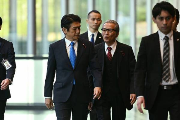 「罠の戦争」第3話、草彅剛“鷲津”に訪れた“転機”に「凄い展開になってきたなぁ」などSNSに驚き広がる