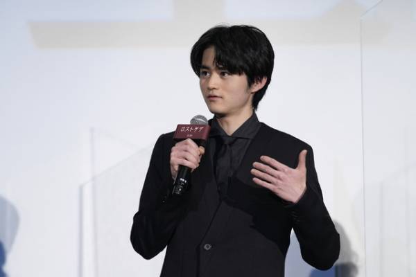 松山ケンイチ「家族と共有してほしい」長澤まさみ、鈴鹿央士らと『ロストケア』舞台挨拶登壇