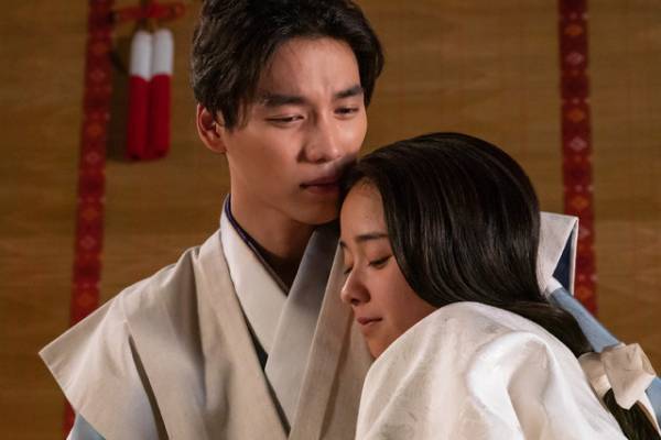 「大奥」5話、仲里依紗と山本耕史の共演に「どちらも曲者オーラびんびん」「ばちばち感おもろい」など期待の声