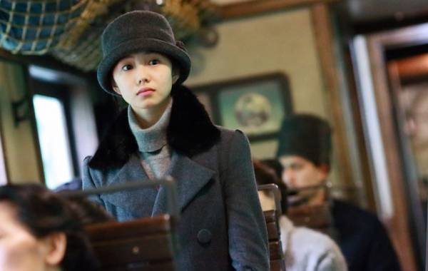 新星リウ・ハオツンに注目！可憐なアクションも見せる『崖上のスパイ』本編映像