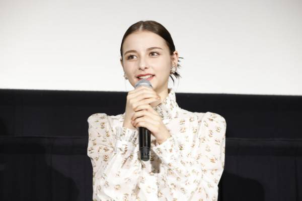 是枝裕和監督、国内外の映画賞席巻『マイスモールランド』主演＆監督にエール「1作1作、前へ進んで」