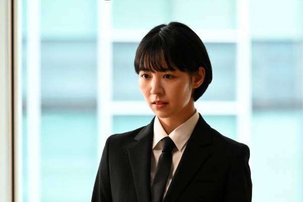 「忍者に結婚は難しい」7話　菜々緒“蛍”、悟郎との結婚式を描いたEDマンガに「嬉しいよね泣いちゃう」など感動の声続出