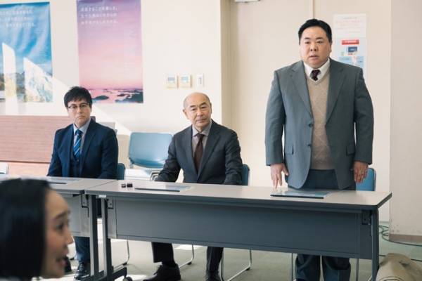 「スタンドUPスタート」6話　塚地武雅“武藤”と小泉孝太郎“大海”の握手に感動の声、“義知”に対する疑念も…