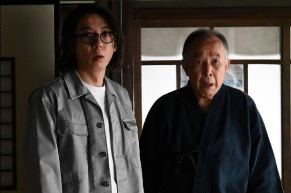 「6秒間の軌跡」7話　高橋一生“星太郎”、驚いた際の動きに「とってもキュート」などの反応上がる、本田翼“ひかり”に「何者なの？」