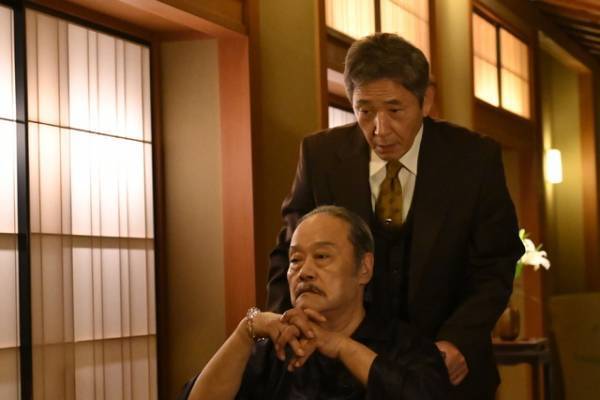 渦巻く金と欲望、暗躍するフィクサー…唐沢寿明主演「フィクサー」場面写真