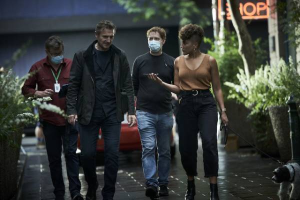 監督＆キャストがリーアム・ニーソンの貫禄の演技を絶賛『ブラックライト』特別映像