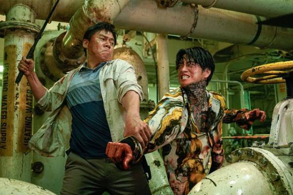 囚人vs警察の前に怪人現る！強烈バイオレンス炸裂『オオカミ狩り』場面写真＆ロングトレーラー