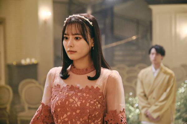 「花束とオオカミちゃんには騙されない」第1話の場面写真が公開　今夜放送